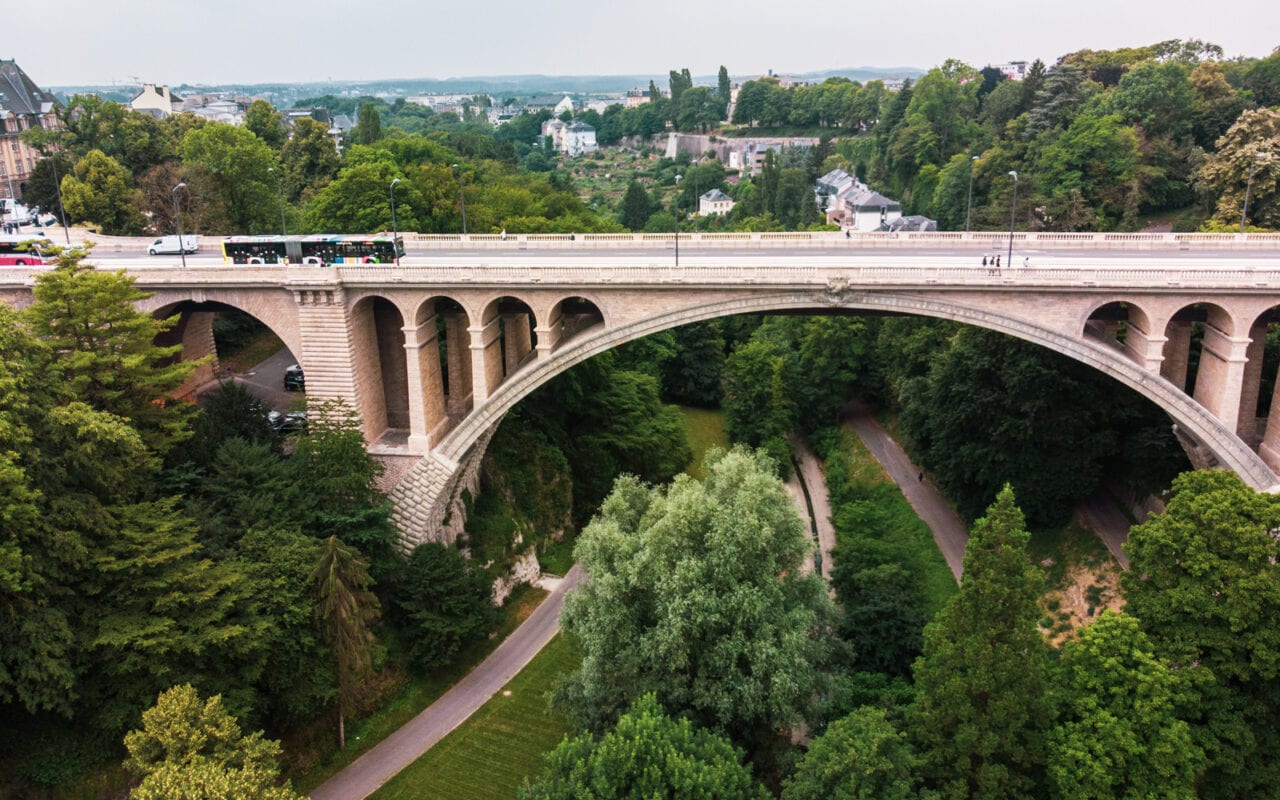 Most Adolfa Luksemburg miasto