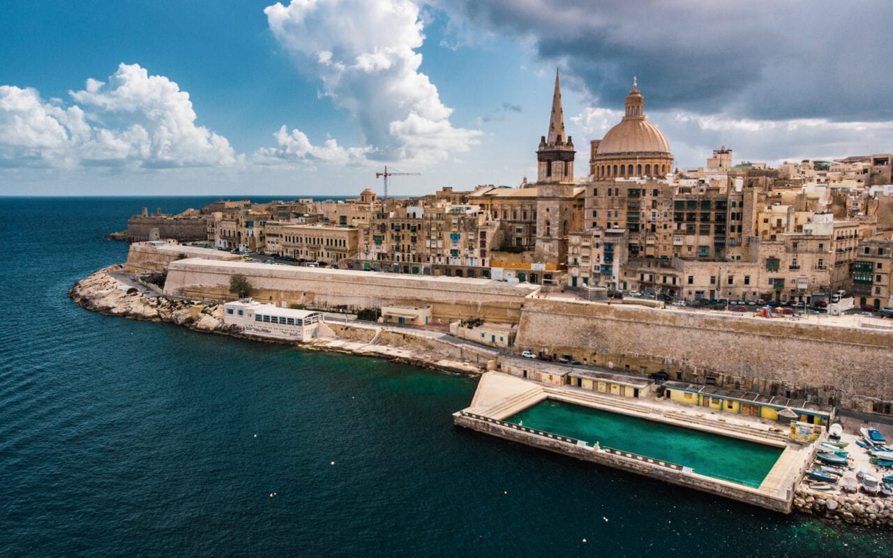 Valletta - zwiedzanie i atrakcje - co zobaczyć w Valletcie? Stolica inna niż wszystkie! • Rudeiczarne